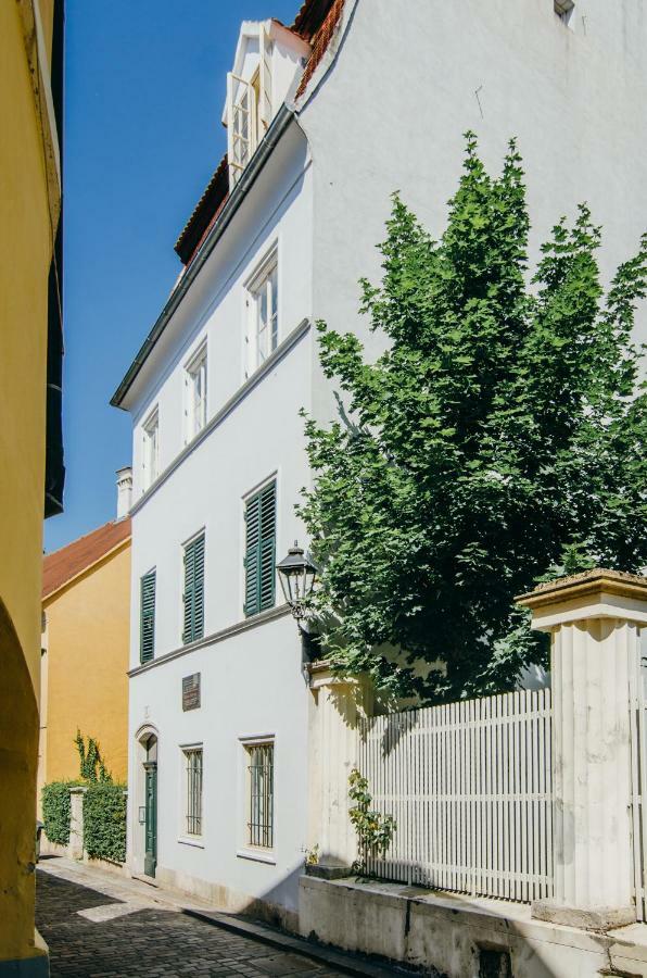 Old Town Tale Zagreb Exterior foto